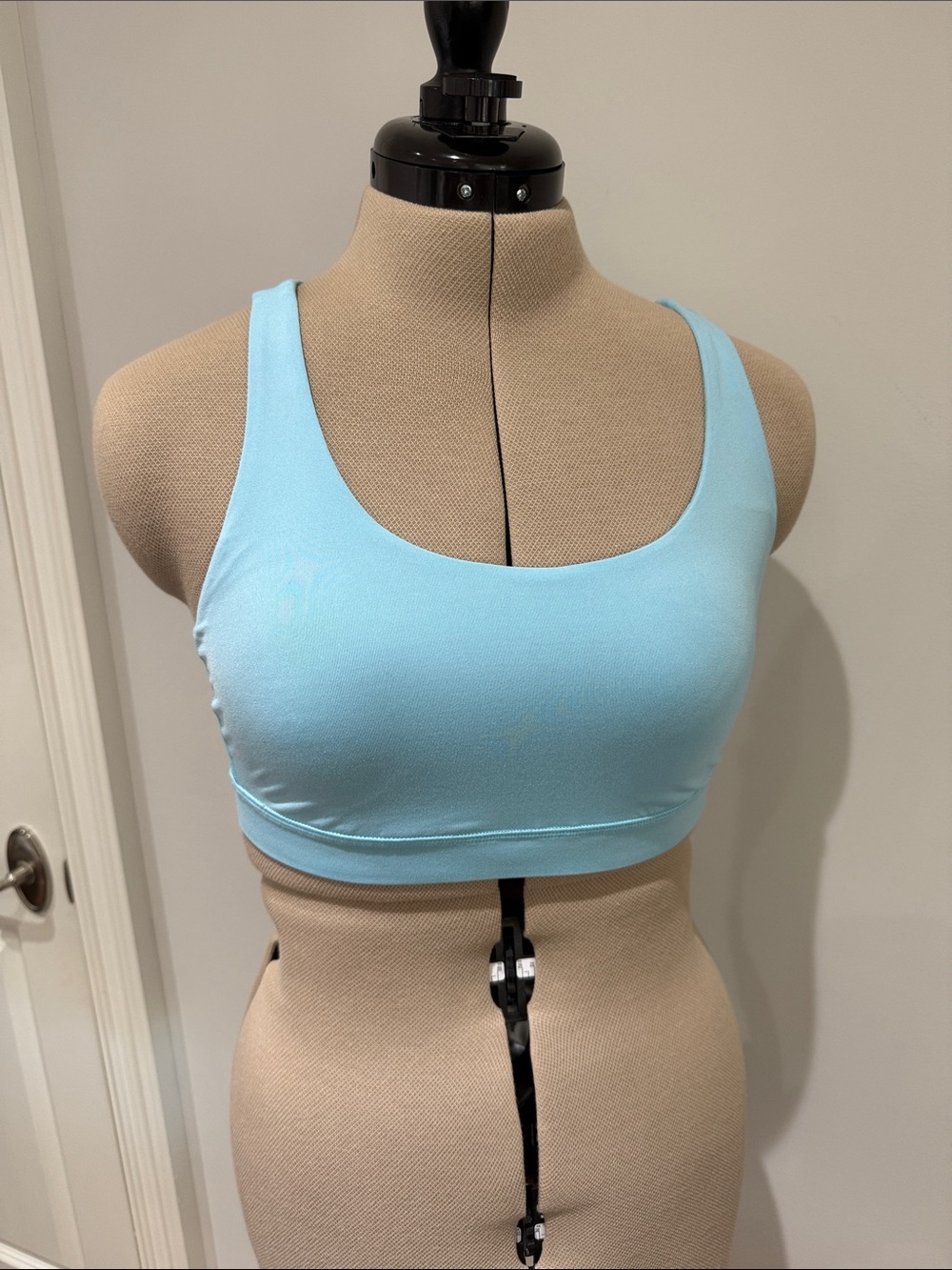 Lulu Lemon Women's Flexible Fit Sports Bra Aqua Blue 8